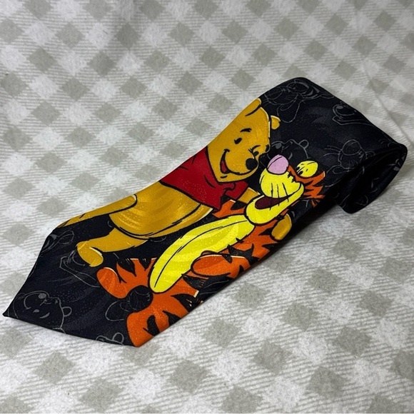 Winnie-the-Pooh Other - New With Tags Vintage Disney Winnie the Pooh & Tigger Necktie